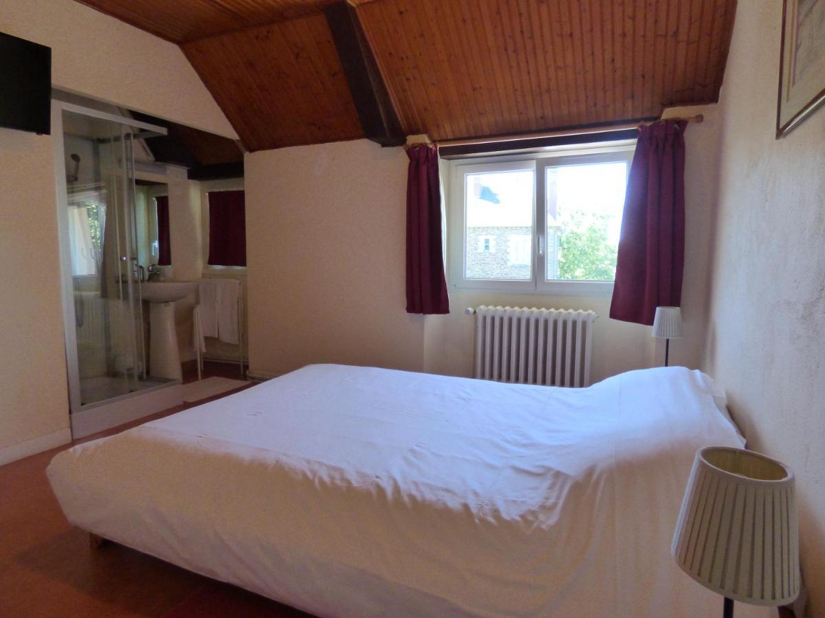 L'auberge Du Petit Bonheur Inn